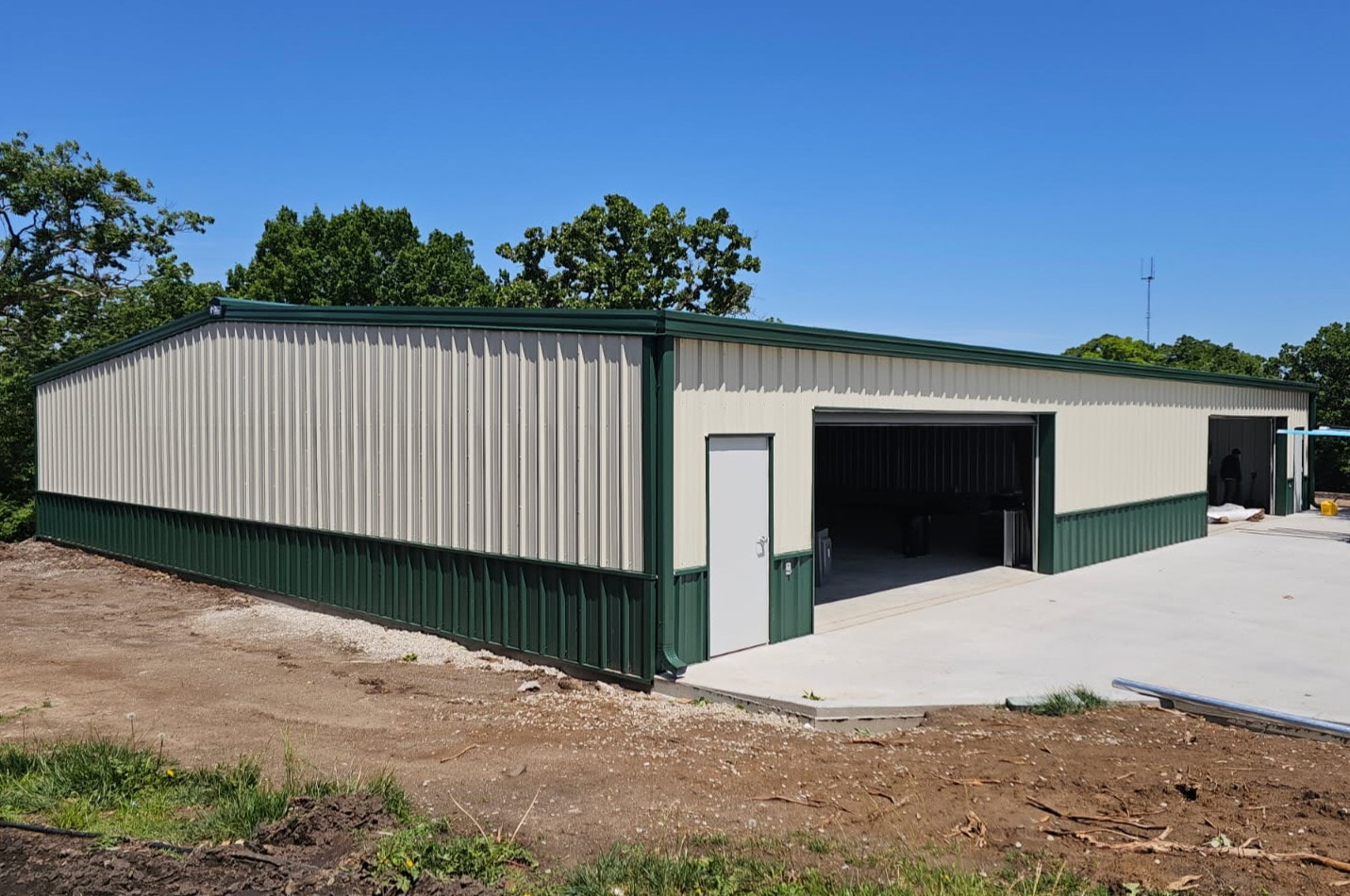 Pre-engineered steel metal building